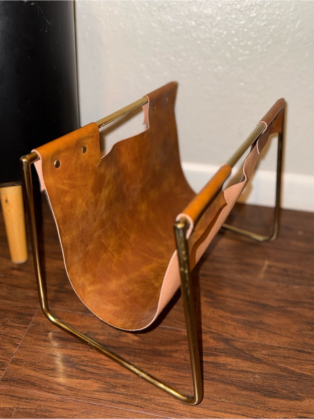 Leather Sling Magazine Rack in Cognac Brown